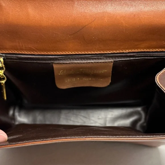 Salvatore Ferragamo Vintage Cognac Leather Flap Shoulder Crossbody Bag - Picture 12 of 16